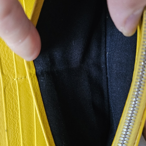 Authentic Balenciaga Wallet - Picture 3 of 16